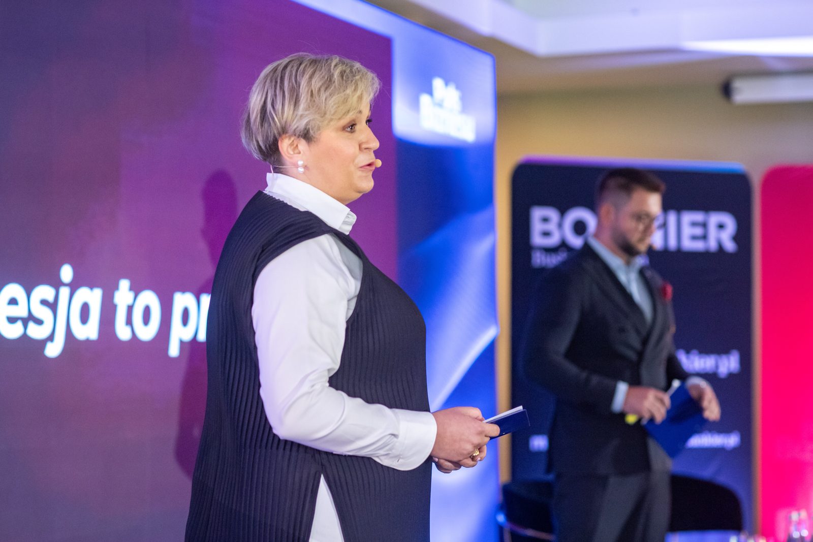 Paulina Żurowska-Wrzesińska podczas wystąpienia Sukcesja to proces